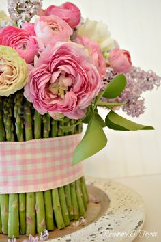 Ramo de 18 Rosas, Rosas Rojas para San Valentín, Rosas Rojas para el Día de la Madre, Ramo de Regalo, Floristería Online