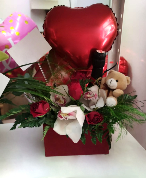 Caja Regalo Globos y Bombones