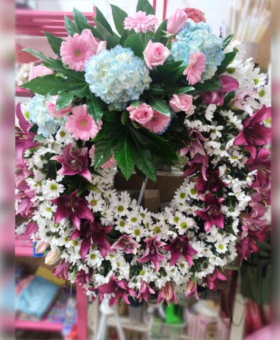 Corona Funeraria Blanca y Rosa